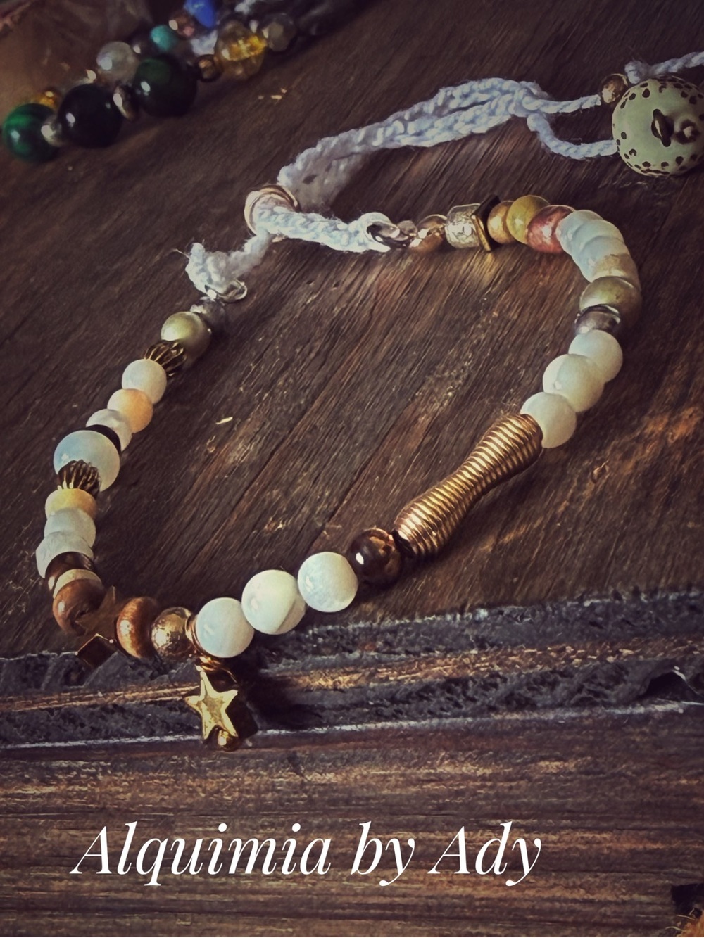 EUROPEAN VACATION White agate gold stars ⭐️ Charms Bracelet